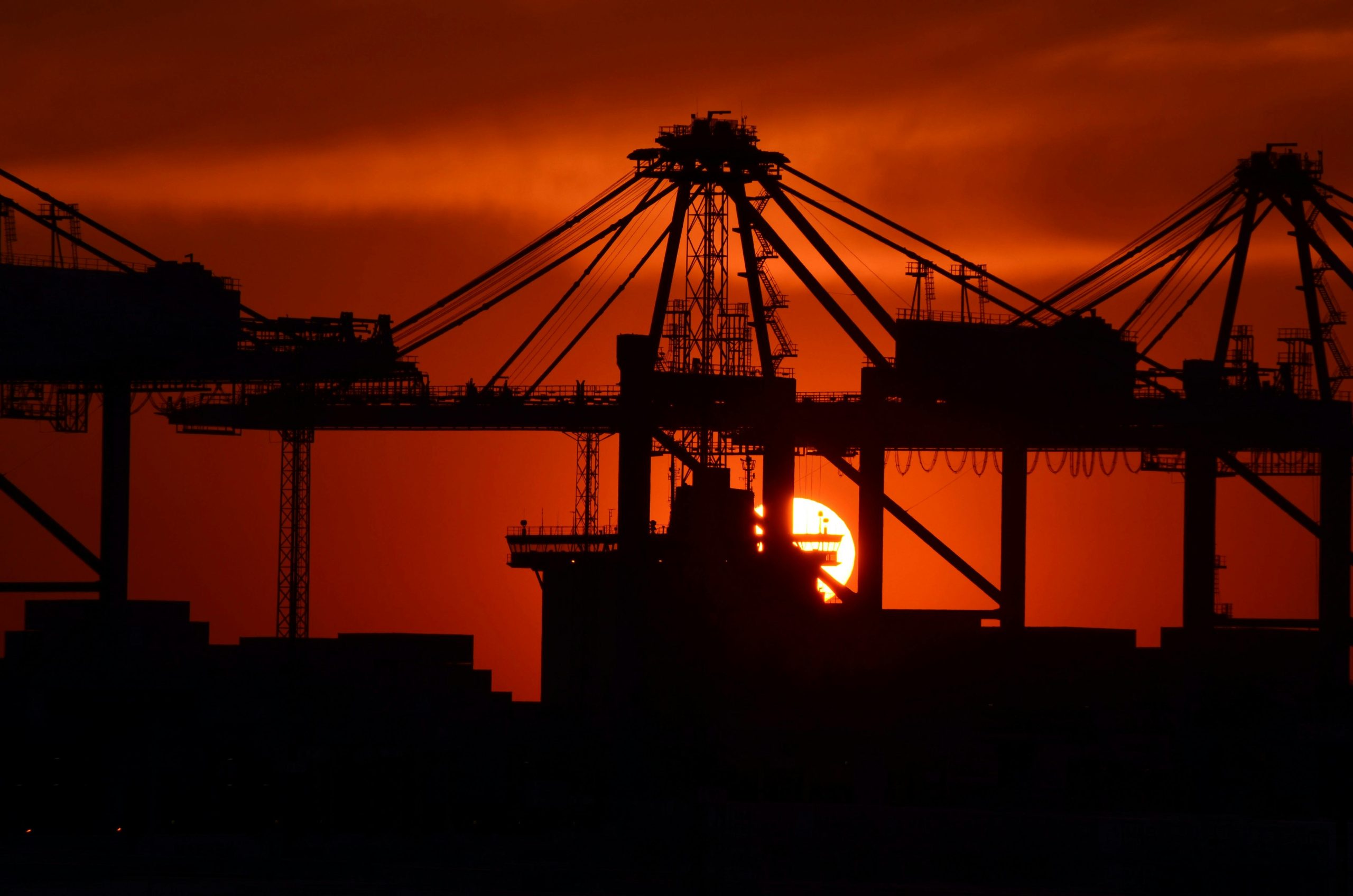  1.5万亿美元！海湾国家内部贸易额占全球3.2%！